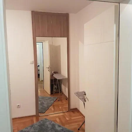 Luka Lux شقة بلغراد